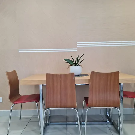 Solstice Service Apartment Cyberjaya Wifi Netflix Klia Room photo