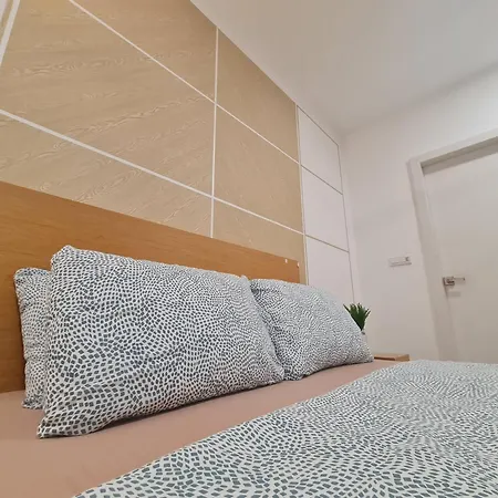 Solstice Service Apartment Cyberjaya Wifi Netflix Klia Room photo