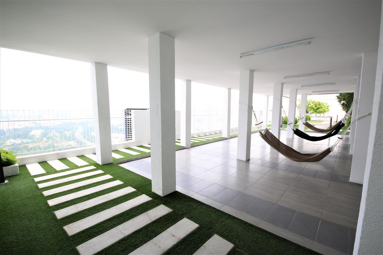 Apartment Solstice Service Wifi Netflix Klia Cyberjaya